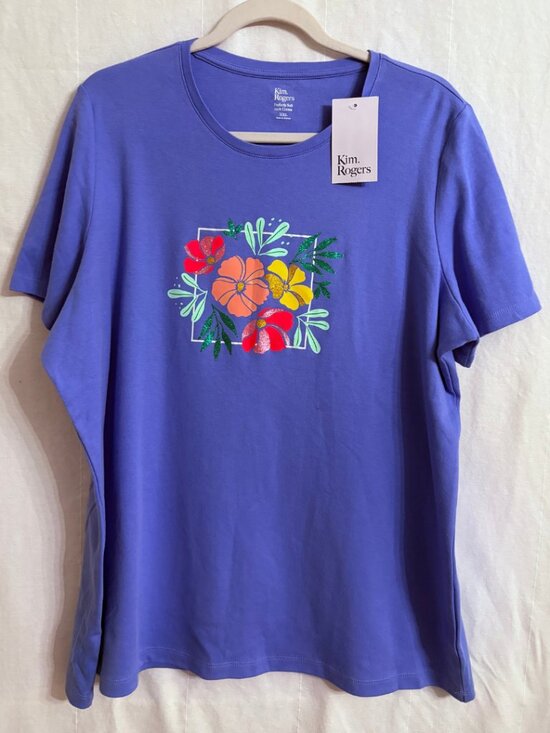 Kim Rogers Tops - NWT Crew Neck Graphic Tee